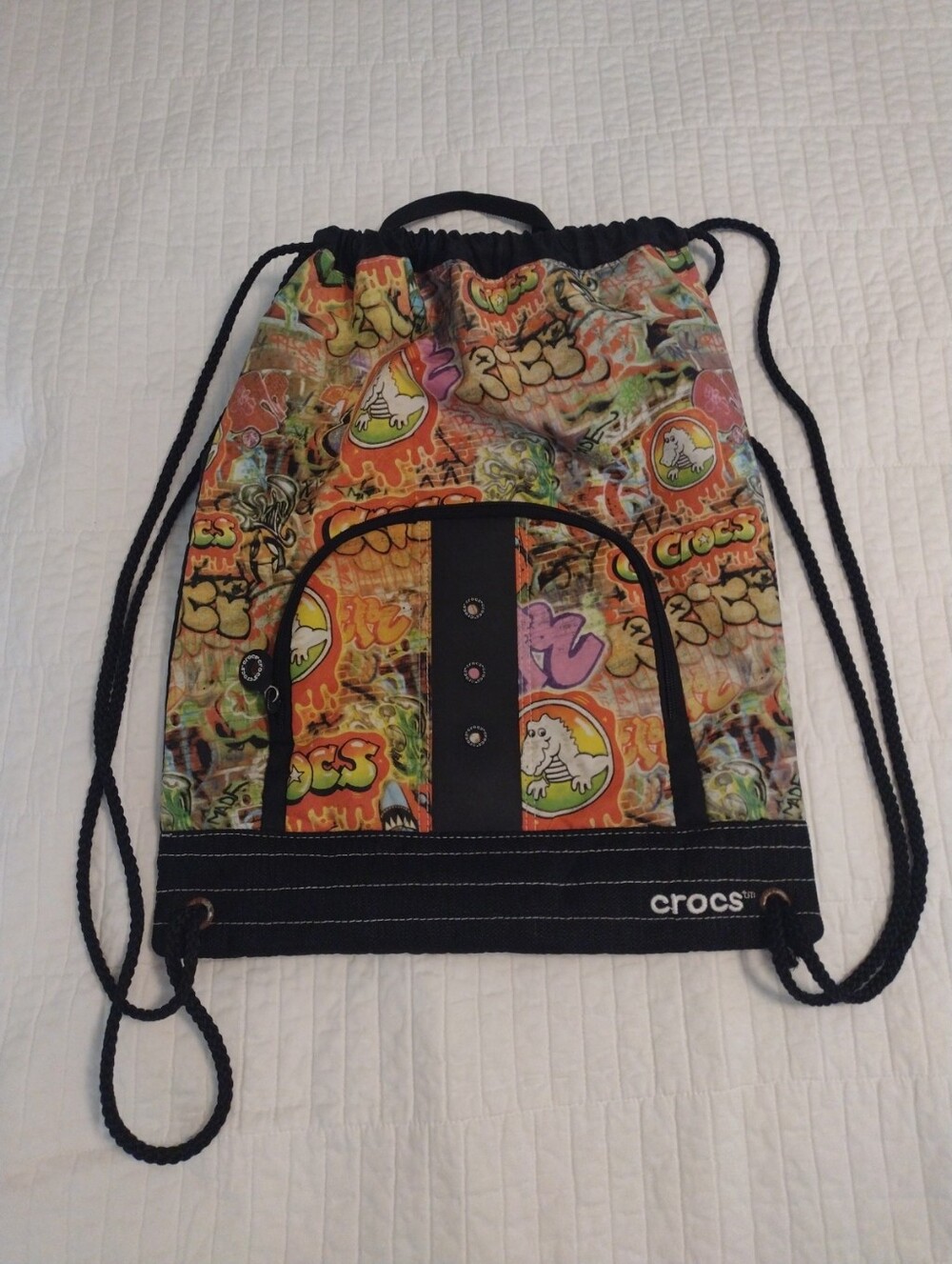 Crocs Graffiti Drawstring Backpack Bag Unisex Crocodile Front Zip Pocket Green